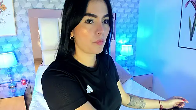 Sasha  sims   online show from 11-22-25, 11:31