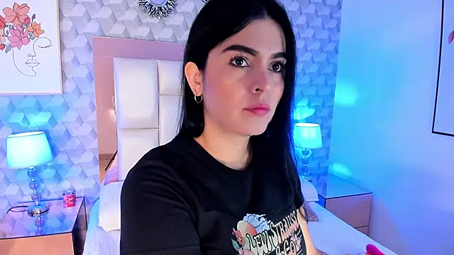 Sasha  sims   online show from 11-25-25, 11:32