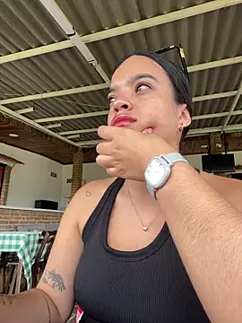 JuanitaMore01 online show from 09-14-25, 07:24