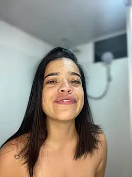 JuanitaMore01 online show from 01-13-26, 10:59