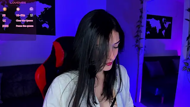 Snapshot of ZoeValencia1 chatting on 10-31-25, 12:06 ZoeValencia1 online show from 10-31-25, 12:06