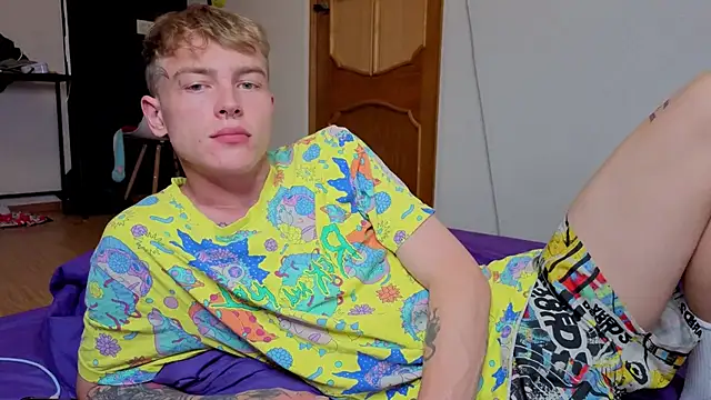 Snapshot of callmealexthx chatting on 09-09-25, 08:19 callmealexthx online show from 09-09-25, 08:19