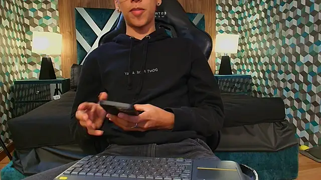 Aiden Royce online show from 09-14-25, 09:36