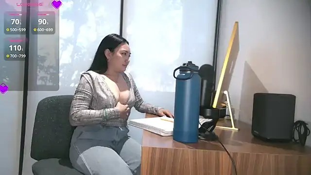 Snapshot of yuzhara chatting on 11-20-25, 02:17 yuzhara online show from 11-20-25, 02:17