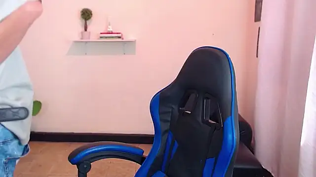 setthomas online show from 12-01-25, 03:06