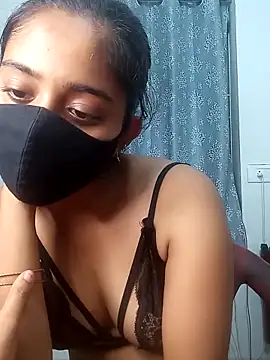 Snapshot of shrutee12 chatting on 10-11-25, 05:22 shrutee12 online show from 10-11-25, 05:22