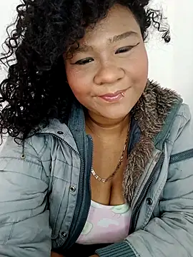 Kymy marquez online show from 09-20-25, 04:52