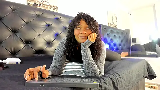 Kymy marquez online show from 04-12-26, 09:09