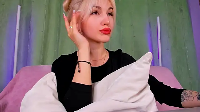LisaFoxyMe online show from 05-23-26, 01:33