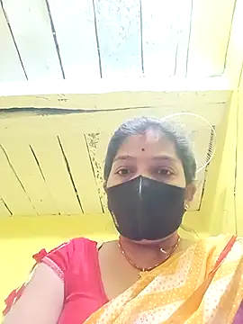 Snapshot of Samiya-143 chatting on 02-17-26, 07:49 Samiya-143 online show from 02-17-26, 07:49