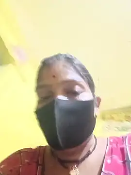 Snapshot of Samiya-143 chatting on 07-14-26, 04:56 Samiya-143 online show from 07-14-26, 04:56