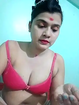 Snapshot of Kavya-Tiwari chatting on 05-31-26, 05:42 Kavya-Tiwari online show from 05-31-26, 05:42