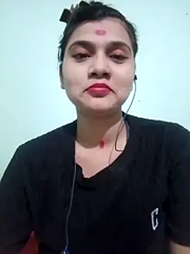 Snapshot of Kavya-Tiwari chatting on 06-01-26, 07:37 Kavya-Tiwari online show from 06-01-26, 07:37