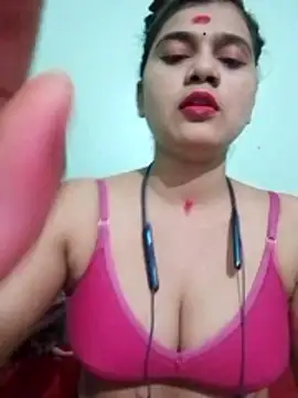 Snapshot of Kavya-Tiwari chatting on 06-05-26, 09:42 Kavya-Tiwari online show from 06-05-26, 09:42