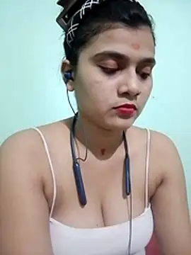 Snapshot of Kavya-Tiwari chatting on 06-09-26, 08:37 Kavya-Tiwari online show from 06-09-26, 08:37