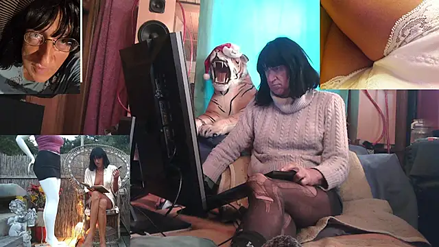 SissiDomination online show from 12-22-25, 12:02