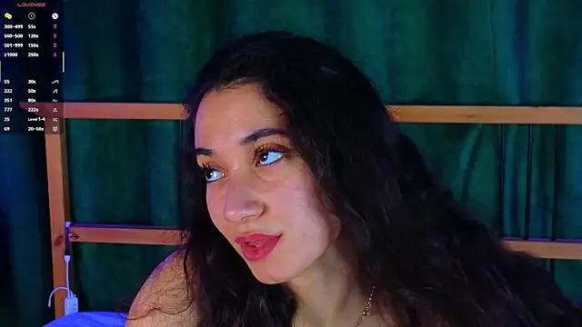 Snapshot of BettyMaldonado chatting on 11-21-25, 06:56 BettyMaldonado online show from 11-21-25, 06:56