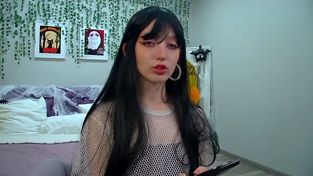 Snapshot of MistyMarlo chatting on 11-04-25, 06:23 MistyMarlo online show from 11-04-25, 06:23