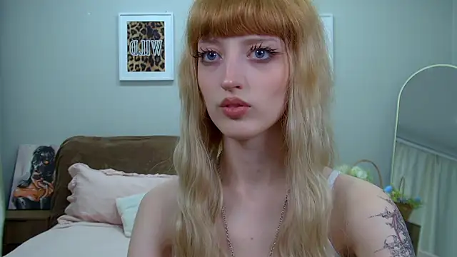 MistyMarlo online show from 04-18-26, 07:07