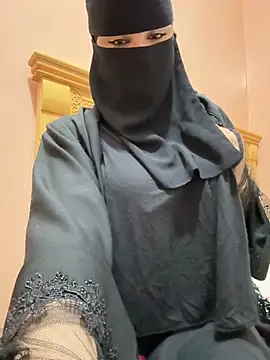  Laiali  online show from 04-01-26, 03:42