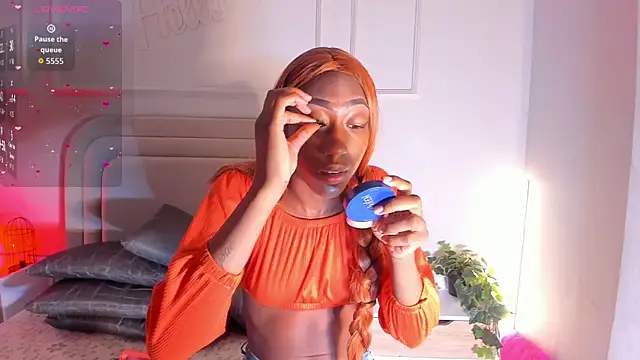 Snapshot of Anamonrroe chatting on 09-29-25, 11:59 Anamonrroe online show from 09-29-25, 11:59