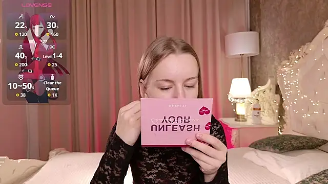 Lucy Shaw online show from 11-06-25, 08:26