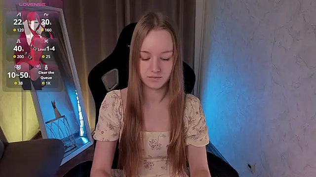 Lucy Shaw online show from 11-20-25, 07:08