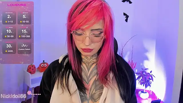 Snapshot of Nickidoll66- chatting on 10-07-25, 06:21 Nickidoll66- online show from 10-07-25, 06:21