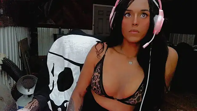 HTXBBY3130 online show from 10-03-25, 03:36