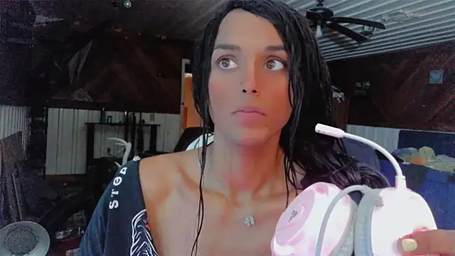 HTXBBY3130 online show from 10-06-25, 01:14