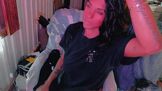 HTXBBY3130 online show from 10-29-25, 03:42