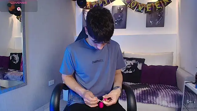 AdrianRinaldi online show from 10-11-25, 08:18