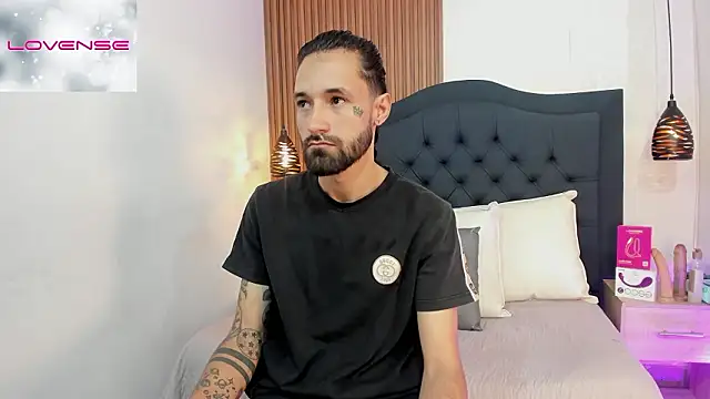 Hisoka 011 online show from 03-27-26, 07:35