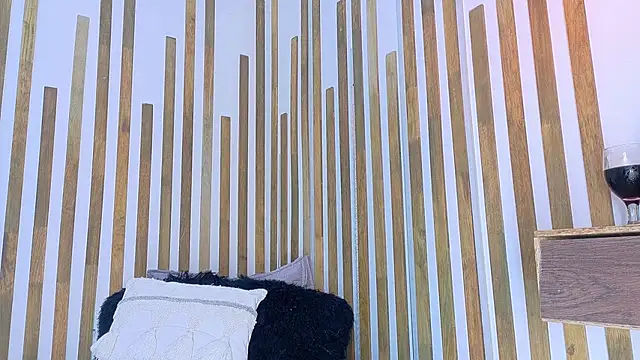 Jennifer Vega1 online show from 02-25-26, 08:51