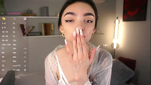 Morena Dolce online show from 10-06-25, 05:27