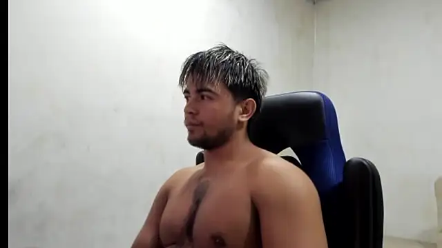 Snapshot of Bellion_grant chatting on 10-20-25, 02:39 Bellion grant online show from 10-20-25, 02:39