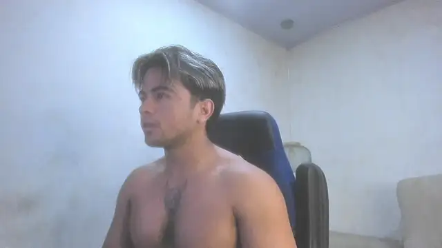 Snapshot of Bellion_grant chatting on 11-26-25, 01:23 Bellion grant online show from 11-26-25, 01:23