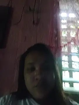 Hotcum ella online show from 10-24-25, 12:30