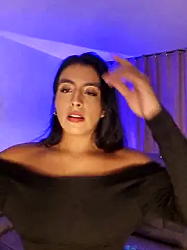 AliishaPss online show from 11-13-25, 03:49