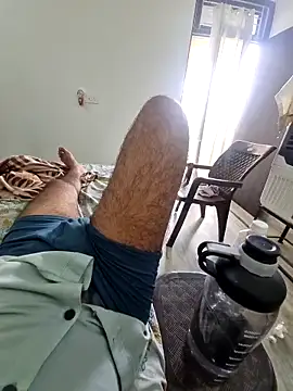 Snapshot of YoursThickDick chatting on 09-12-25, 04:45 YoursThickDick online show from 09-12-25, 04:45