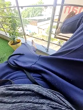 Snapshot of YoursThickDick chatting on 09-17-25, 03:08 YoursThickDick online show from 09-17-25, 03:08