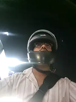 Snapshot of YoursThickDick chatting on 10-13-25, 03:56 YoursThickDick online show from 10-13-25, 03:56