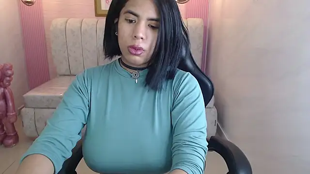 ambar fox s online show from 10-19-25, 03:07