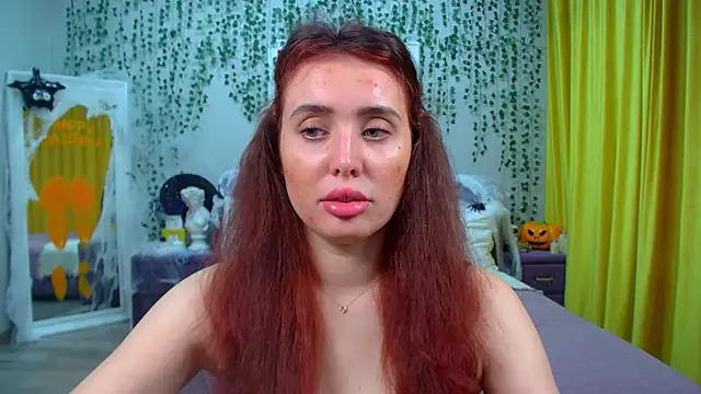 Snapshot of SherryBaers chatting on 10-25-25, 06:21 SherryBaers online show from 10-25-25, 06:21