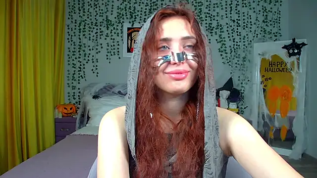 Snapshot of SherryBaers chatting on 10-31-25, 06:25 SherryBaers online show from 10-31-25, 06:25