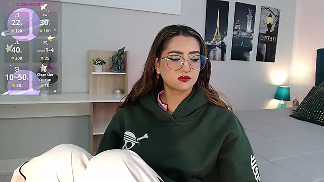 Snapshot of madame_lottie chatting on 10-02-25, 12:34 madame lottie online show from 10-02-25, 12:34