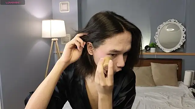 okerriella online show from 10-16-25, 01:45