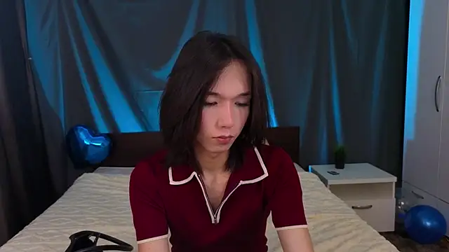 okerriella online show from 11-09-25, 01:42