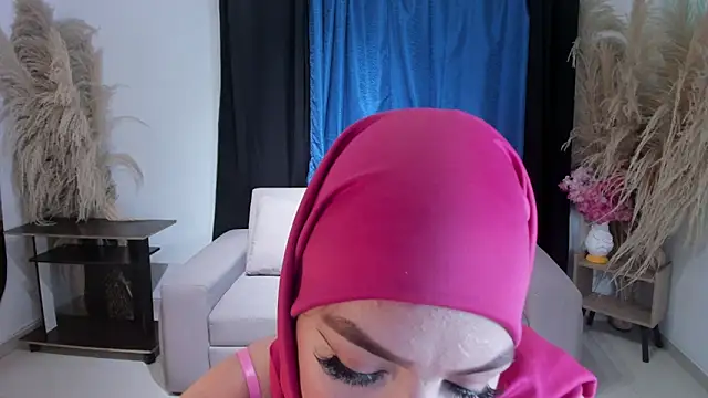SofiaRivera1 online show from 06-07-26, 10:24