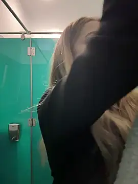 BabyAnais online show from 11-05-25, 01:22